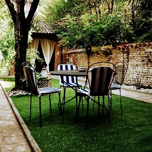 Ferienhaus Garden Vittoria, Cremona