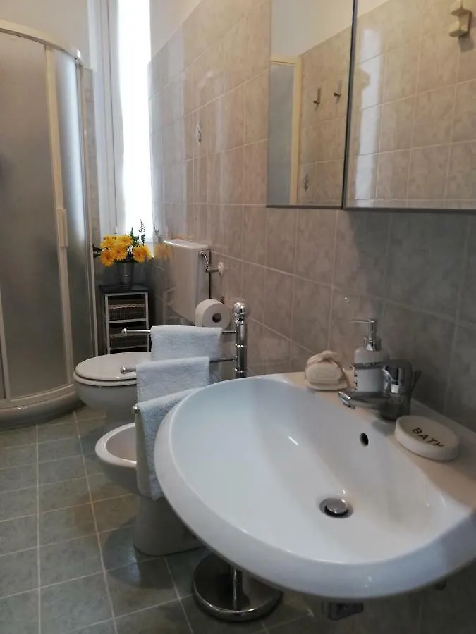 Apartment At Home In Cremona